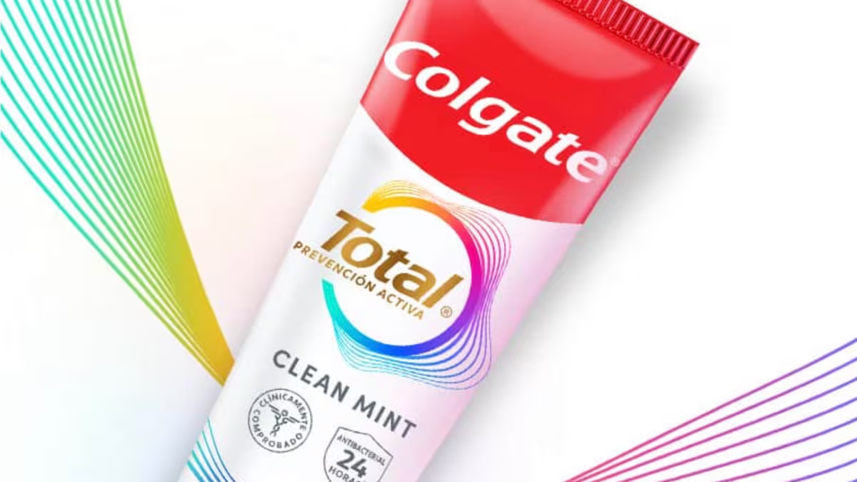 ¡Colgate en aprietos! Cofepris le baja el switch a una de sus pastas más vendidas. 🦷😱
