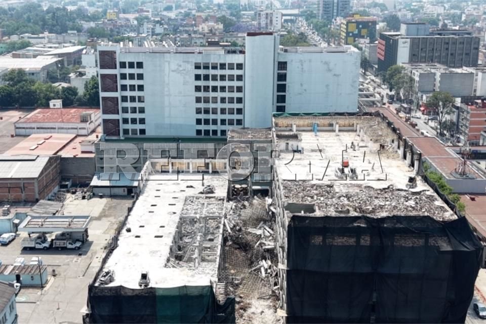 Chocan por aval para demolición en San Antonio Abad #SanAntonioAbad 📰