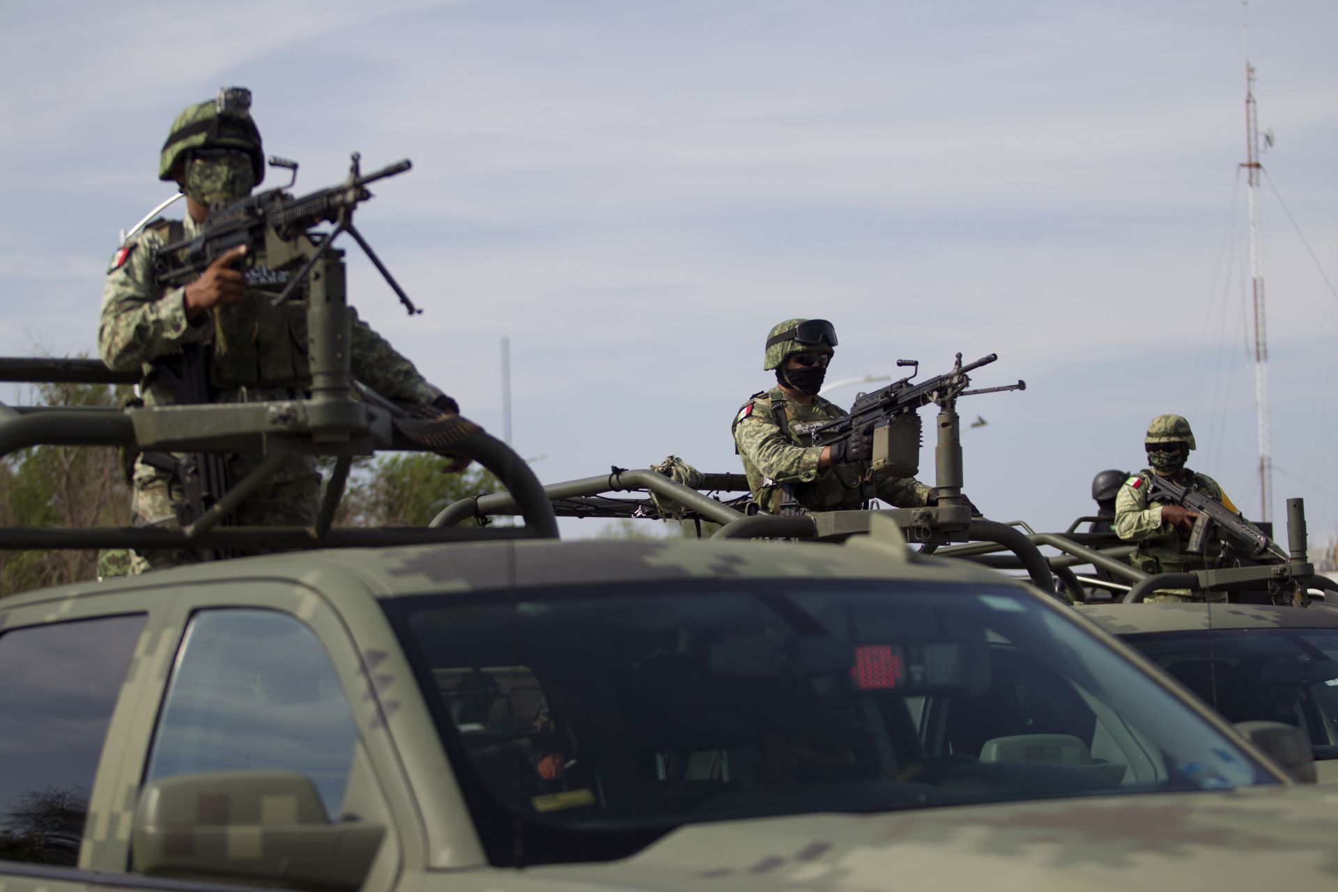 Procesan a 16 militares por presunto homicidio de cinco civiles en Nuevo Laredo #NuevoLaredo 📰