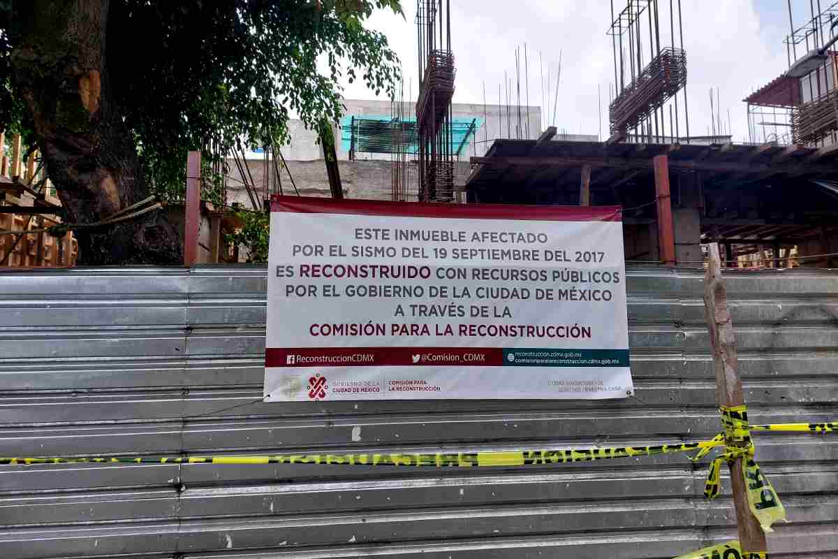 Seis años después del 19S, un tercio de los damnificados en CDMX sigue sin vivienda reconstruida #Sismo19s 📰